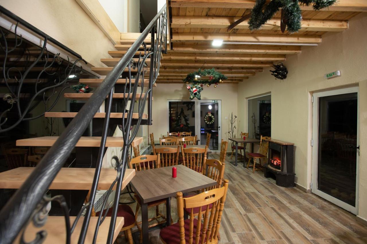 Apartmani Sp Jovanovic Crni Vrh ภายนอก รูปภาพ