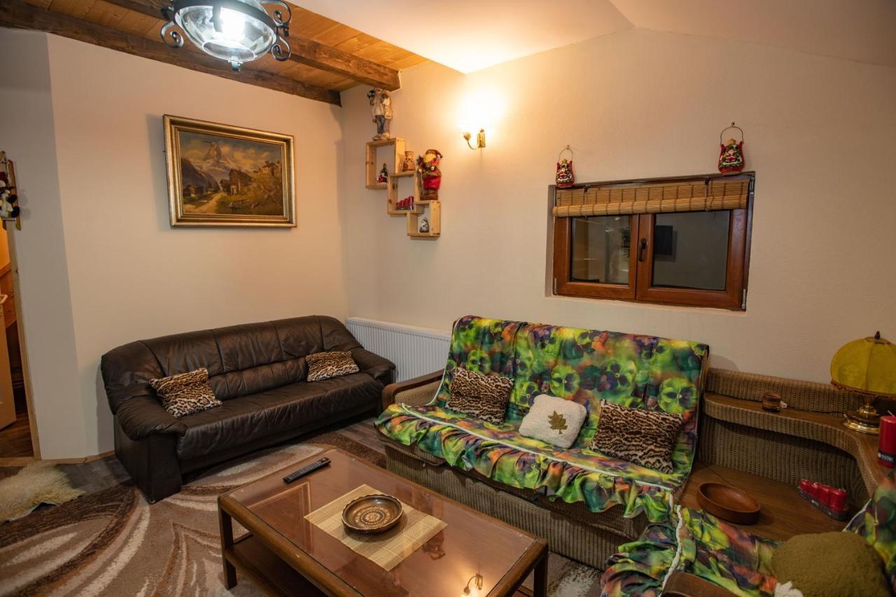 Apartmani Sp Jovanovic Crni Vrh ภายนอก รูปภาพ